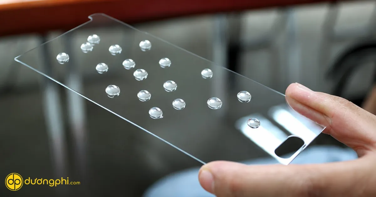 Cường Lực Cao Cấp Iphone 11 Pro Max Giúp Bảo Vệ Màn Hình Hiệu Quả Trước Các Tác Động Hằng Ngày Như Trầy Xước, Va Đập Và Rơi Rớt.