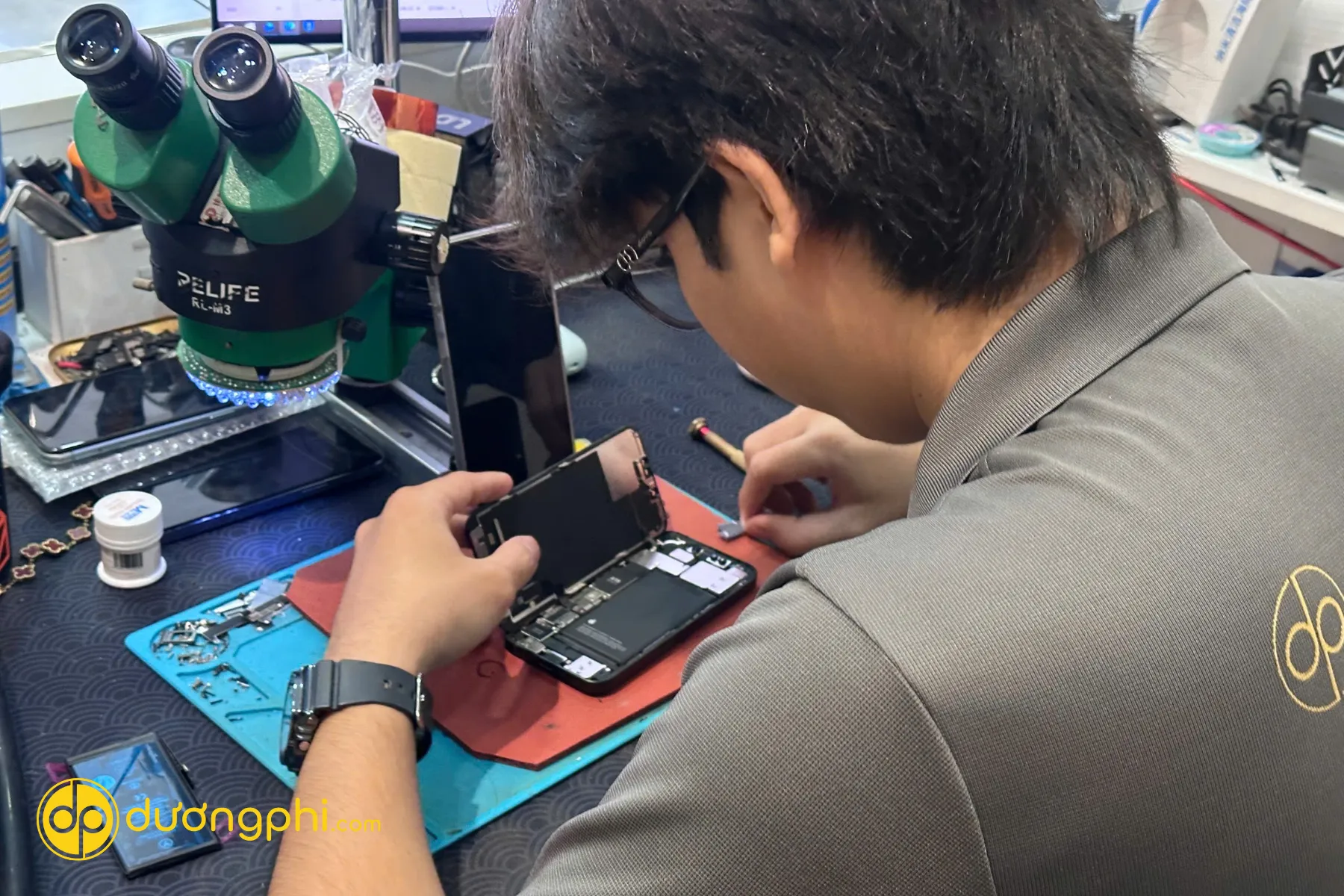 Thời Gian Sửa Iphone Bao Lâu? Khám Phá 3 Bước Trong Quy Trình Sửa Chuyên Nghiệp 1 Thoi-Gian-Sua-Iphone
